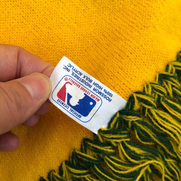 VTG ROSSMORE OAKLAND ATHLETICS A's Scarf MLB Baseball Neck Tie Knit Striped - Picture 3 of 6